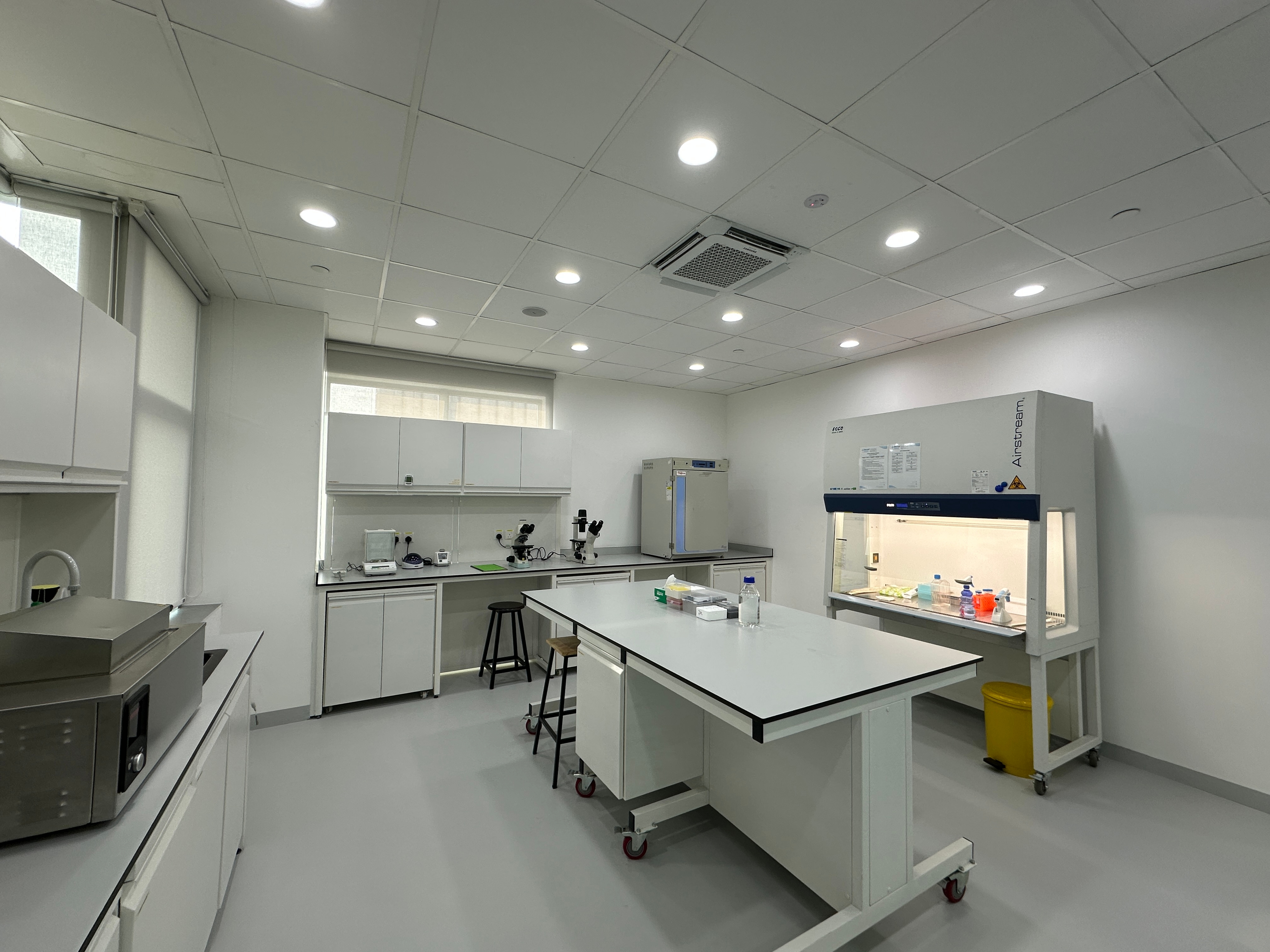 Cell Culture Lab