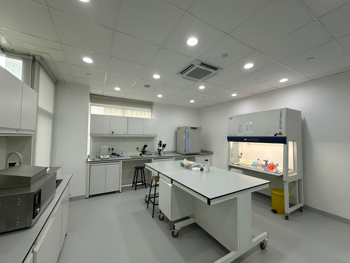 Cell Culture Lab